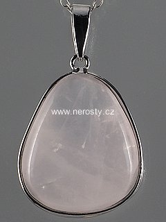 rose qurtz, pendant